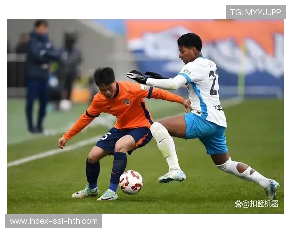 VAR在联赛阶段关键判罚中的应用回顾与争议